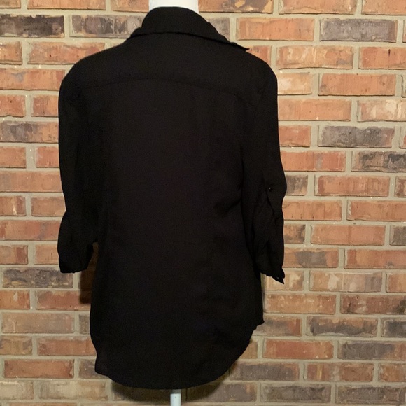 Bebe button down 3/4 sleeves top size M - Picture 4 of 5